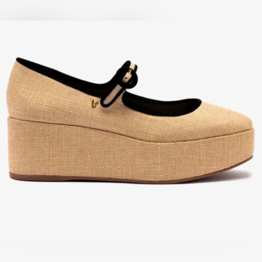 LARROUDE' BLAIR PLATFORM